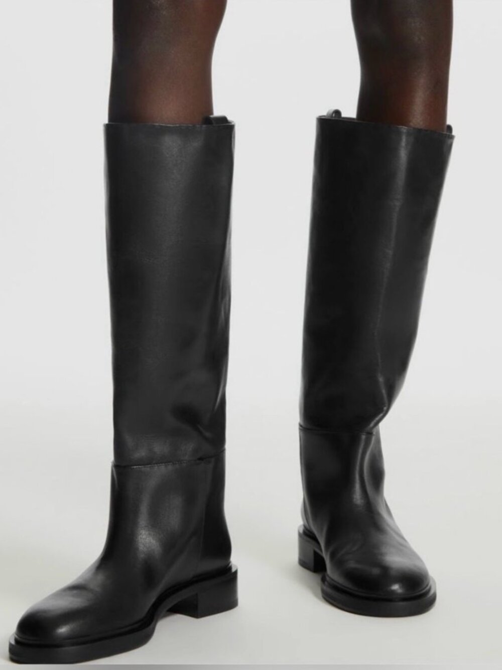 COS Black Leather Knee High Riding Boots Italy Size EU 39 US 8/8.5 Pull On